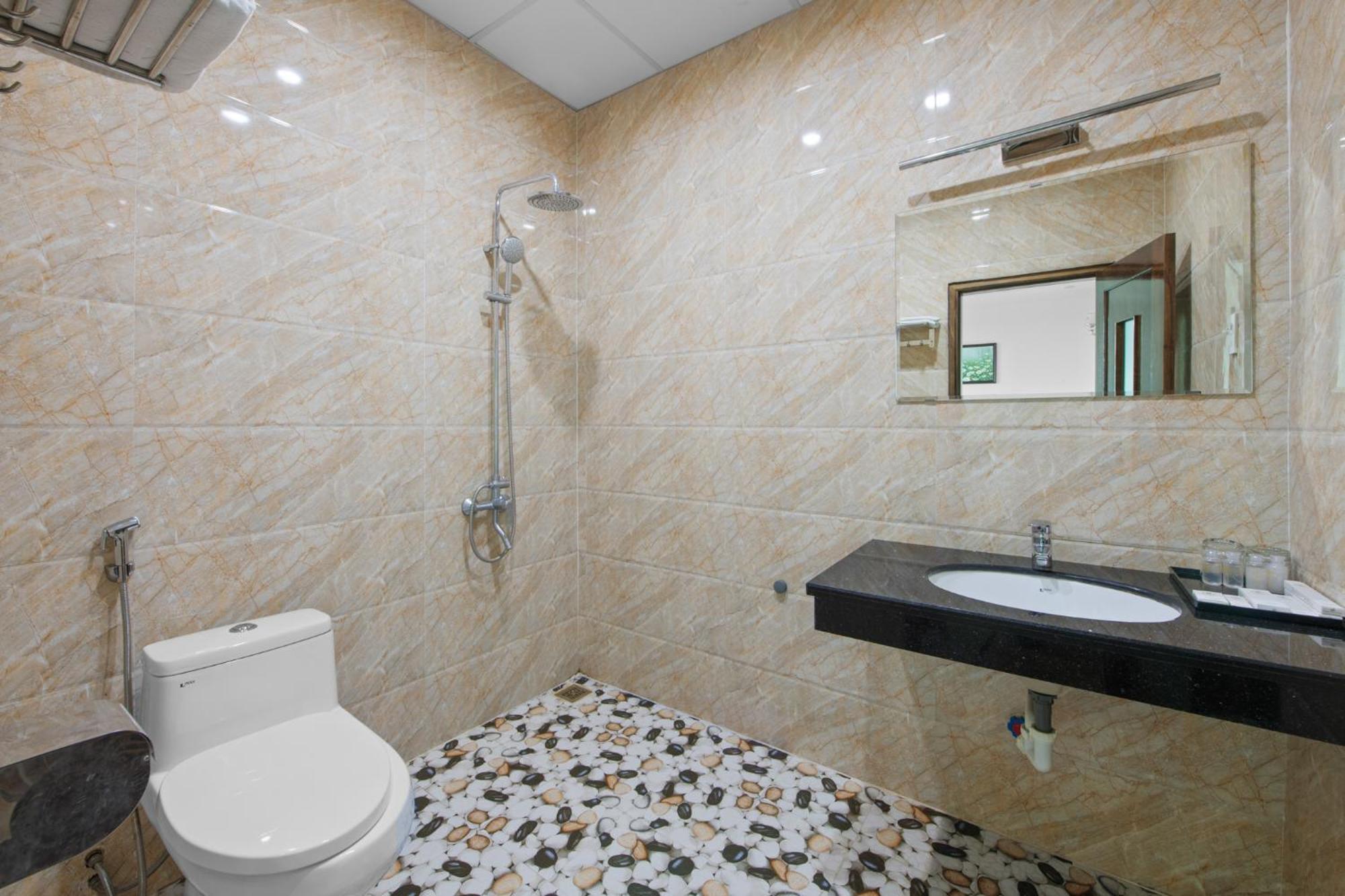 Hotel Khach San Habana Thái Nguyên Esterno foto